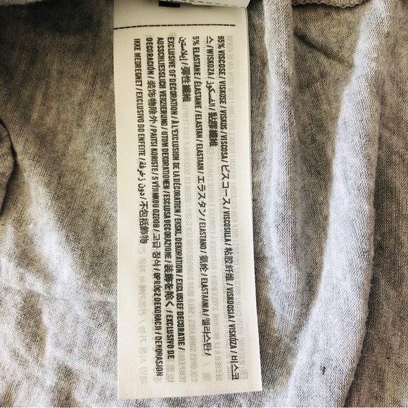 Abercrombie & Fitch Soft Oversized Graphic Long Sleeve T shirt in Grey Size M - Picture 11 of 11
